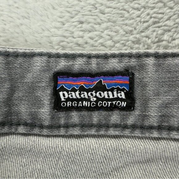 Patagonia Men's Size 35x32 Grey Straight Leg Jeans Iron Clad Denim 100% Organic - Picture 10 of 12